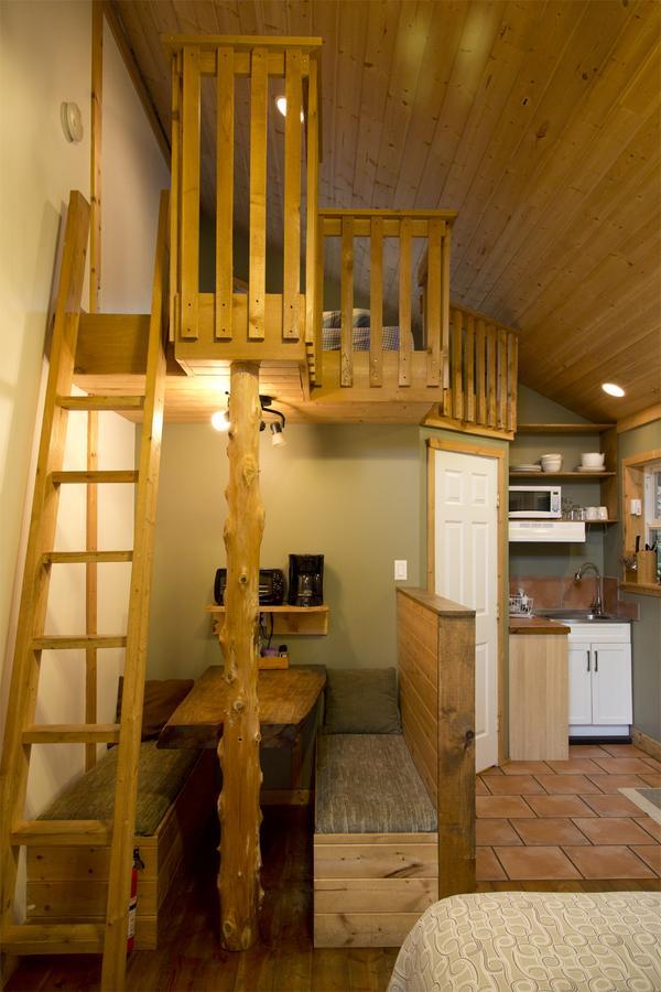 Surfs Inn Rainforest Cottages ユクルーレット エクステリア 写真